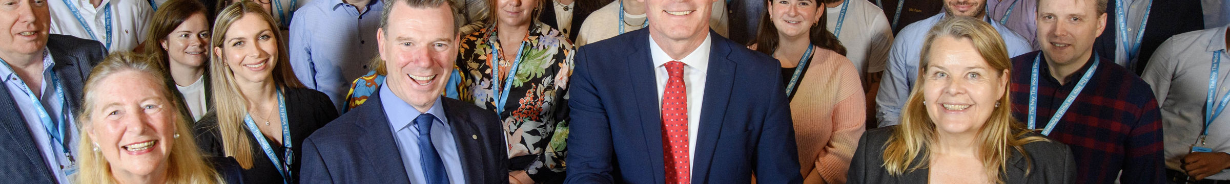 Minister Simon Coveney cuts ribbon at opening of Statkraft's new office